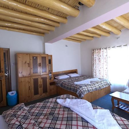 Lhachik Guest House Leh Zimmer foto
